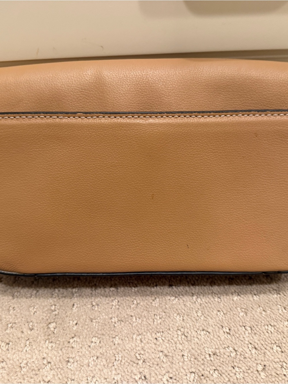 Liebeskind Tan Leather Crossbody with Gold Logo - Picture 6 of 9